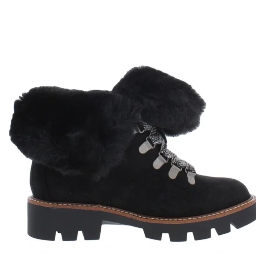 Apres Ski Chic Boot, size 8.5, new condition